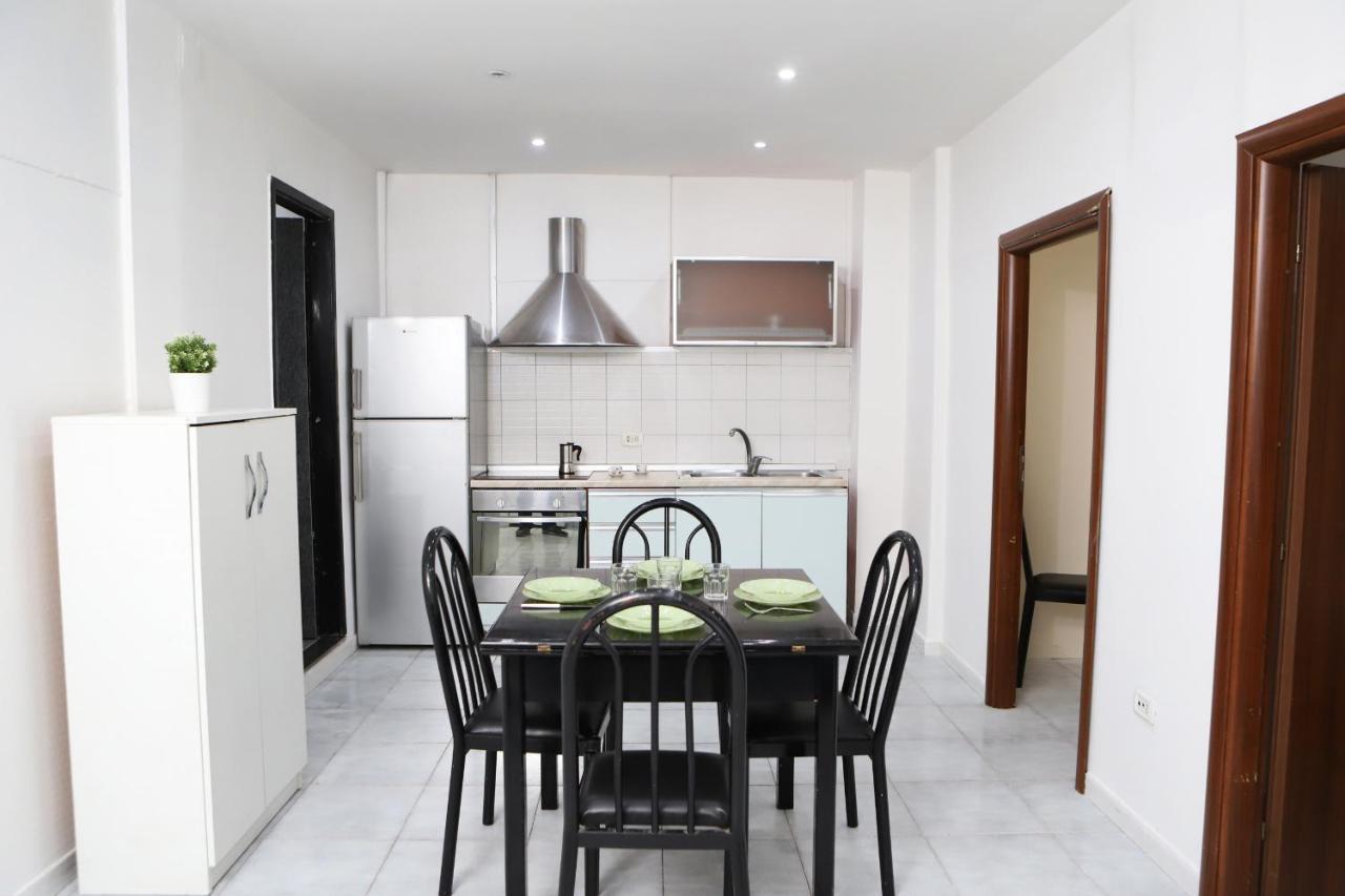 Napoli Centrale Budget Apartment Esterno foto